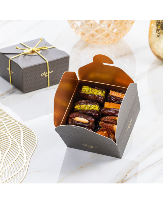 Plain and Filled Dates Classic Box